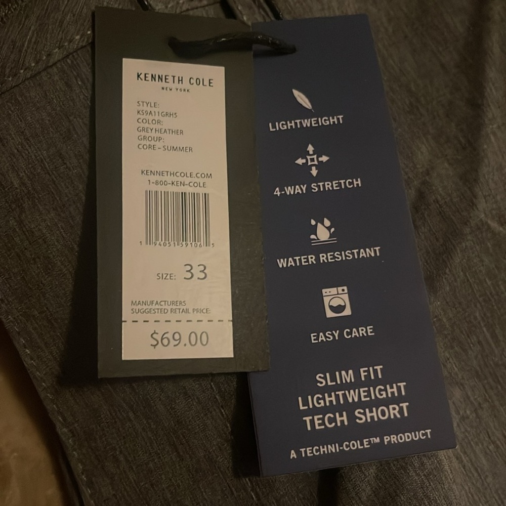 Kenneth Cole Short - Picture 4 of 5
